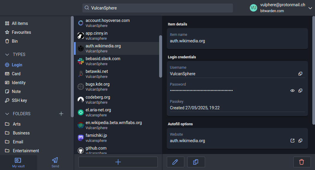Bitwarden interface screenshot 1